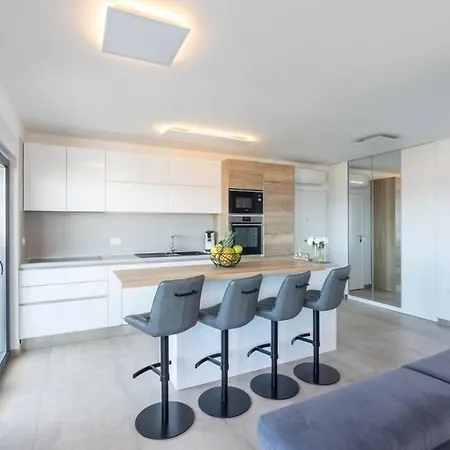 Apartament Penthouse Mimi Trogir