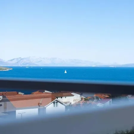 Penthouse Mimi Διαμέρισμα *