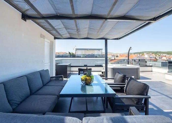 Penthouse Mimi Apartment